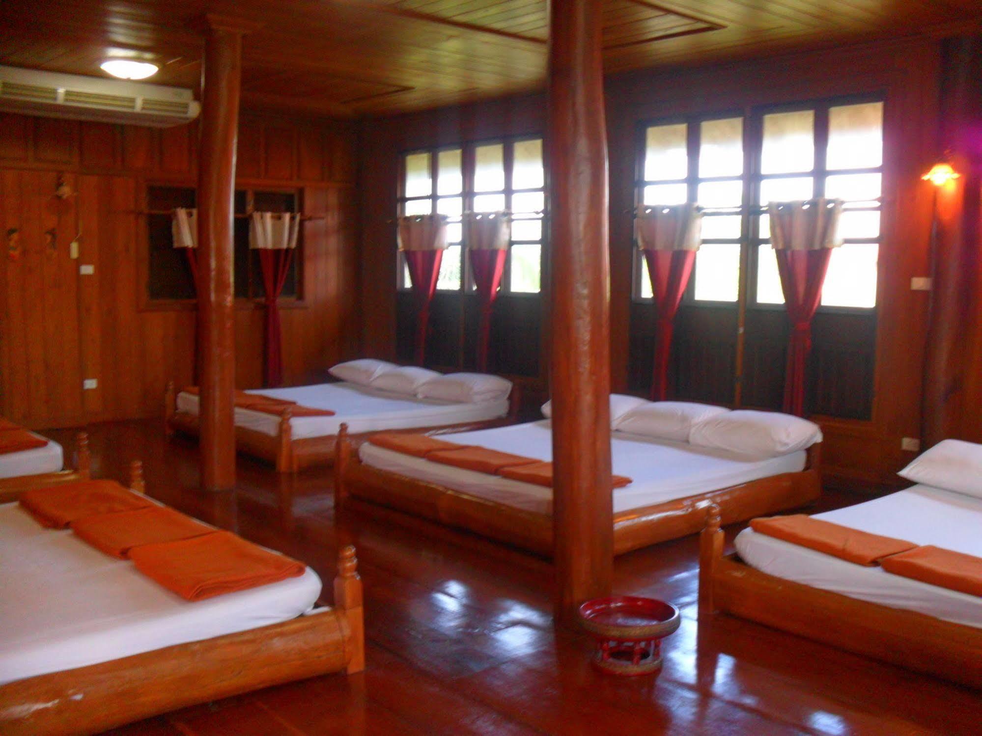 Saengthong Resort Chiangmai Chiang Mai Bagian luar foto